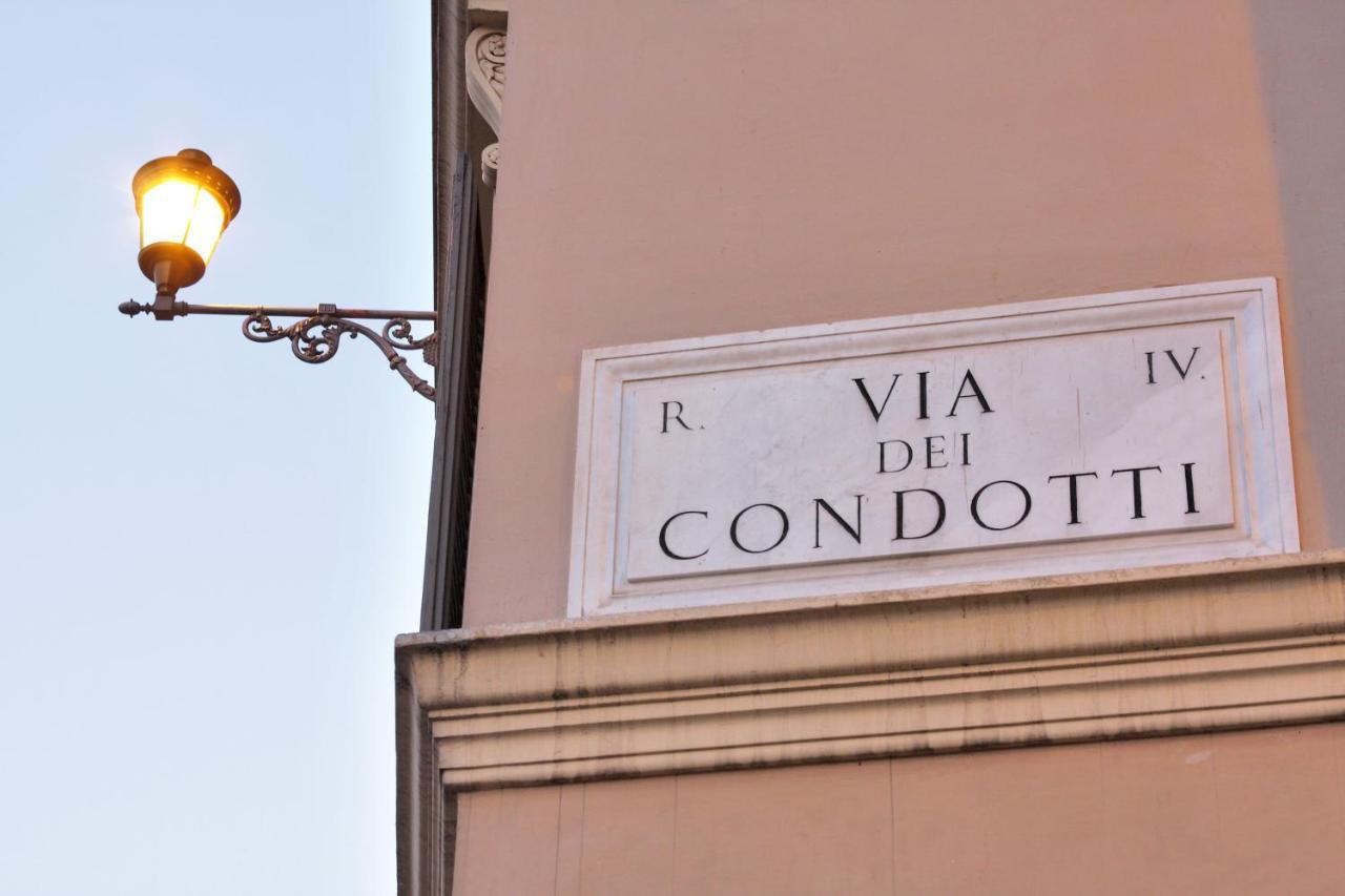 Sistina Twentythree Luxury Rooms Rome Exterior photo