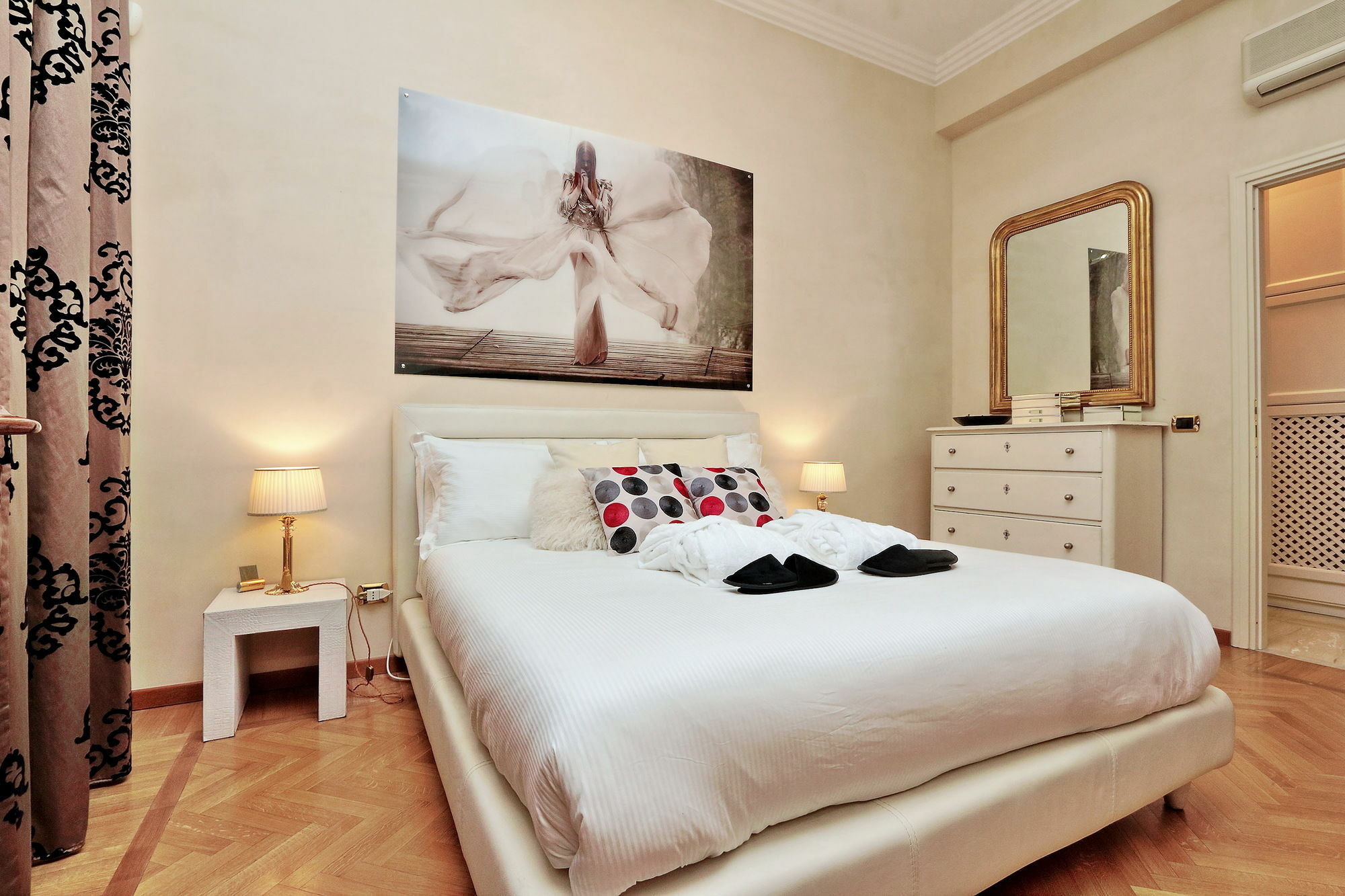 Sistina Twentythree Luxury Rooms Rome Exterior photo